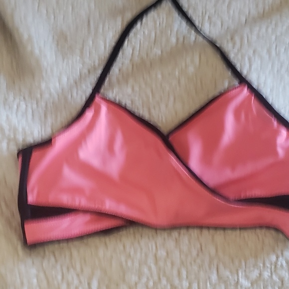 PINK Victoria's Secret Swim Bikini top Size Small Black Pink Preloved Vintage - Picture 7 of 15